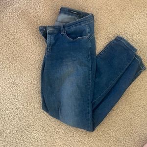 Size 9/10 women’s jeans comfortable